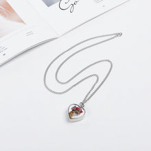 Charger l'image dans la galerie, Collier Commémoratif Personnalisé pour Animal | Pendentif Urne avec Photo
