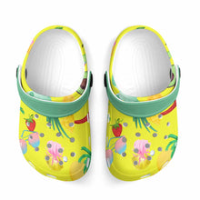 Charger l&#39;image dans la galerie, Chaussures enfant à trous personnalisé avec photo texte prénom
