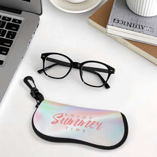 Charger l&#39;image dans la galerie, Étui de rangement horizontal pour lunettes personnalisée avec prénom motif texte
