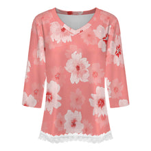 Charger l'image dans la galerie, T-shirt à manches courtes et col en V orné de dentelle femme SDS2513 personnalisé avec photo texte logo (image unique impression)
