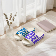 Charger l&#39;image dans la galerie, Chaussons Yeezy BZ51 pour homme et femme personnalisé avec photo texte prénom
