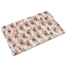 Charger l'image dans la galerie, Tapis de Gamelle Personnalisé en Diatomite Absorbante pour Animaux
