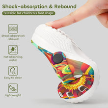 Charger l&#39;image dans la galerie, Les Chaussures d&#39;Aventurier : Sabots Enfant Personnalisés
