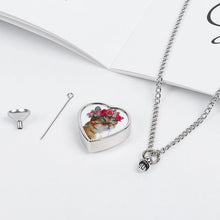 Charger l'image dans la galerie, Collier Commémoratif Personnalisé pour Animal | Pendentif Urne avec Photo
