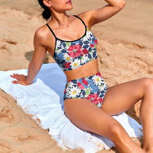 Charger l'image dans la galerie, Bikini Triangle à Nouer | Ajustement Parfait &amp; Style Unique
