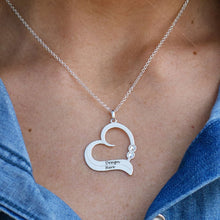 Charger l&#39;image dans la galerie, Collier Pendentif Coeur Diamants X0074 pour femme gravure personnalisé avec nom texte
