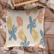 Charger l&#39;image dans la galerie, Couverture et coussins 2 en 1 / Couverture d&#39;oreiller multifonctional personnalisé avec photo texte prénom (conception une image)
