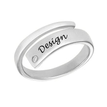 Charger l&#39;image dans la galerie, Bague &quot;Wrapped&quot; Zircone Cubique J0003 pour Femme Homme en Argent Sterling 925 Personnalisée avec Prénom Texte Gravé

